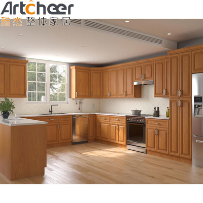 satın al Modüler Şekil Katı Ahşap Modern Shaker Dolapları Modern Evler İçin Geleneksel çevrimiçi üretim
