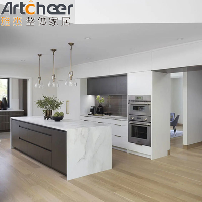 satın al Modüler Mutfak Dolapları Modern Villa Mutfak Depolama Tasarımı için Ekolojik Dostu Plywood çevrimiçi üretim